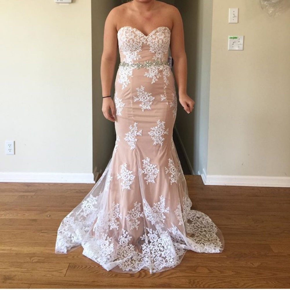 Prom dress